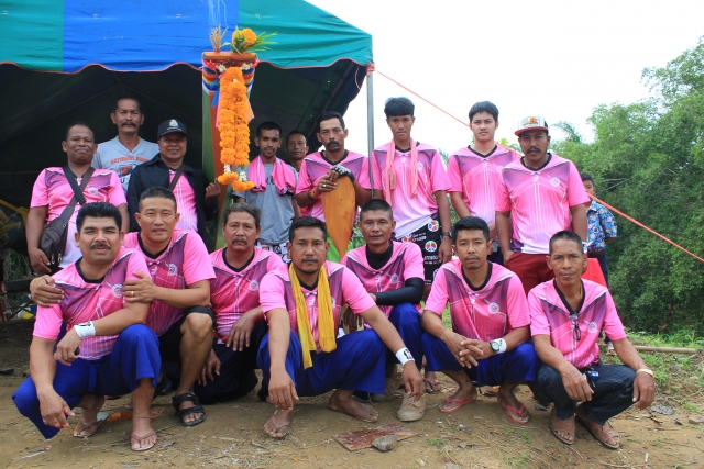 โครงการกิจกรรมแข่งขันเรือยาว 8 ฝีพาย ขึ้นโขนชิงธง และประเพณีลอยกระทง ประจำปี 2562